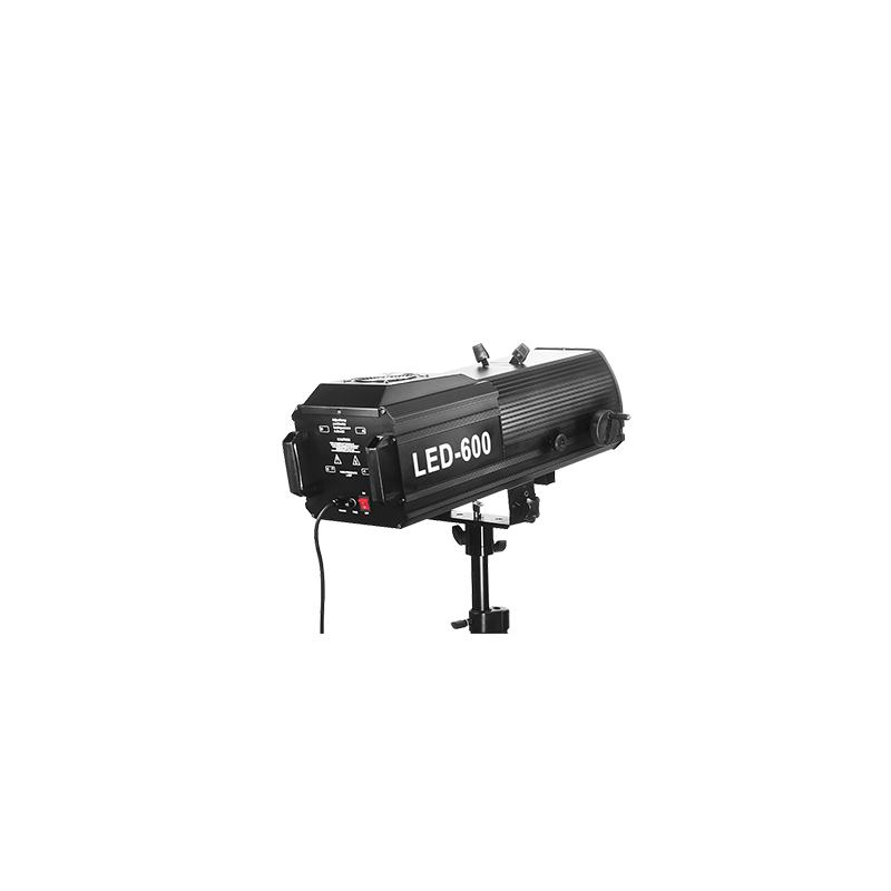 LED600W追光灯